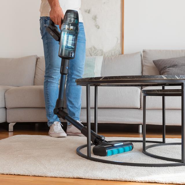 Brazo plegable de la Conga Rockstar 3000 Advance Ergowet Connected IA Aspirador sin cables